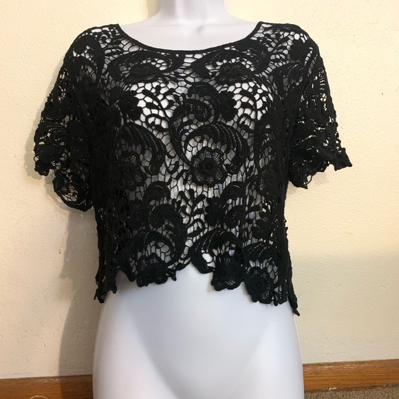 Lace crop top - Picture 2 of 2